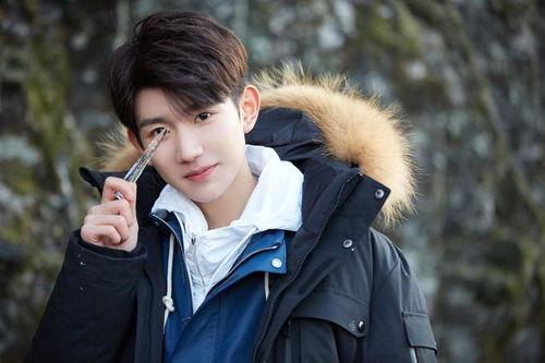 娱乐爆料杨紫王源,娱乐爆料揭秘青春偶像幕后故事